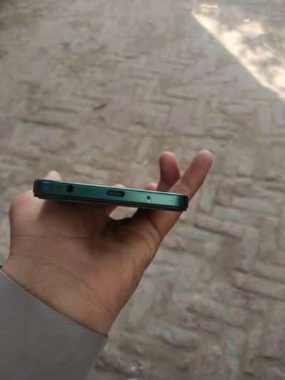Vivo Y04
