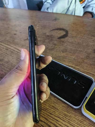 Apple iPhone XS