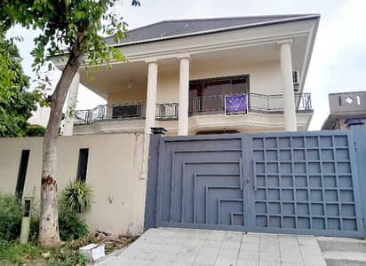 F-11/3 Separate Gate 1/Kanal Upper Portion 3/Bedroom with S/Q Contact Us More Details: