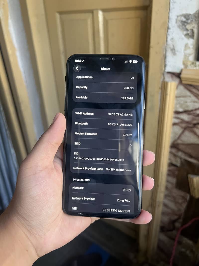 Apple iPhone 11 Pro Max 7