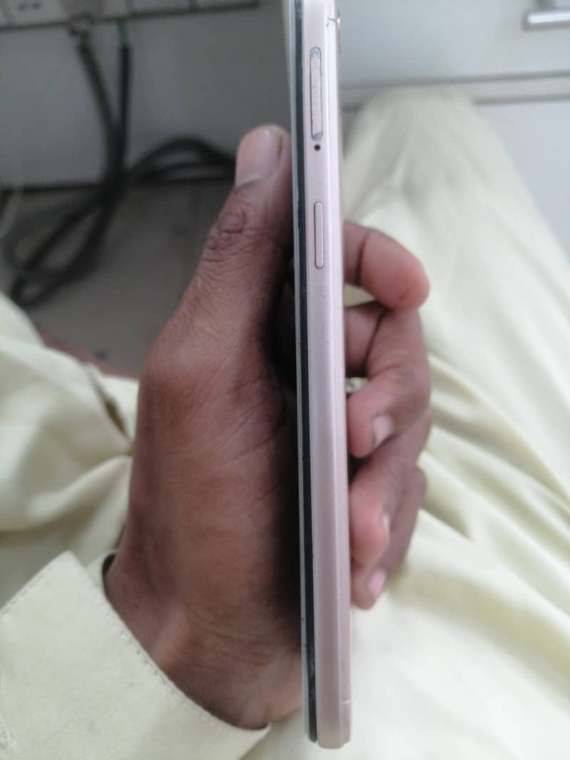 OPPO A57 2