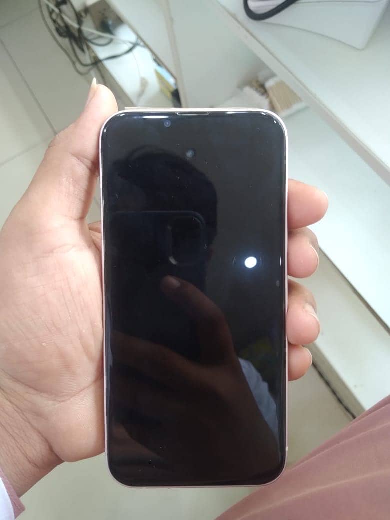 Apple iPhone 13 3