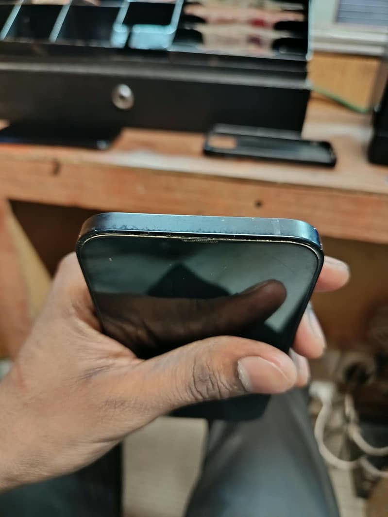 Apple iPhone 14 2