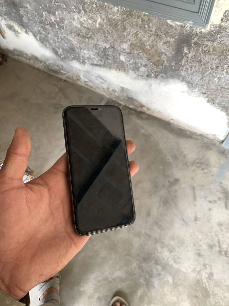 Apple iPhone 11 1