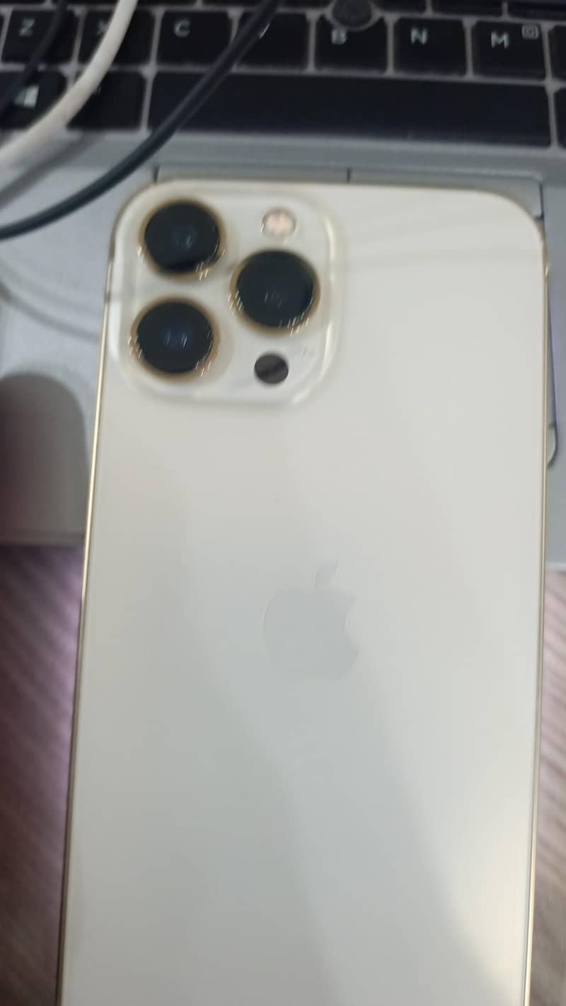 Apple iPhone 13 Pro Max 6