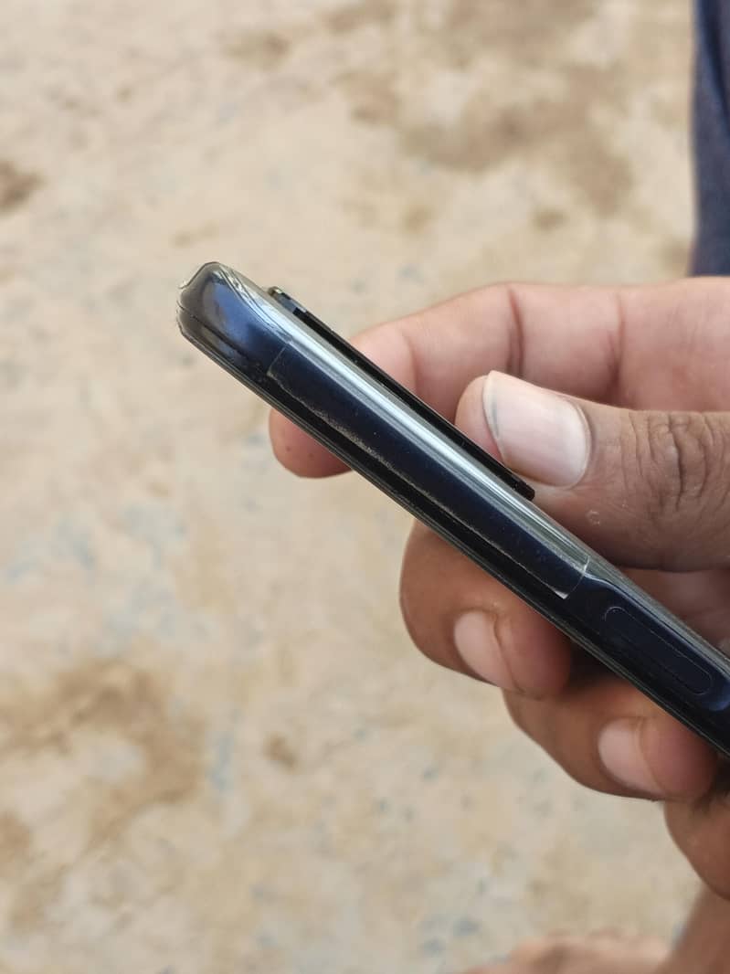 OPPO A54 4