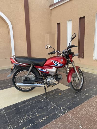 Yamaha Junoon