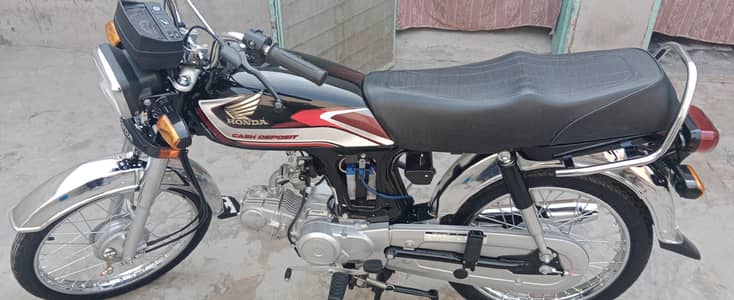 Honda CD 70 cc black Color