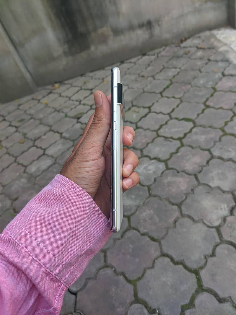 Google Pixel 6 Pro 2