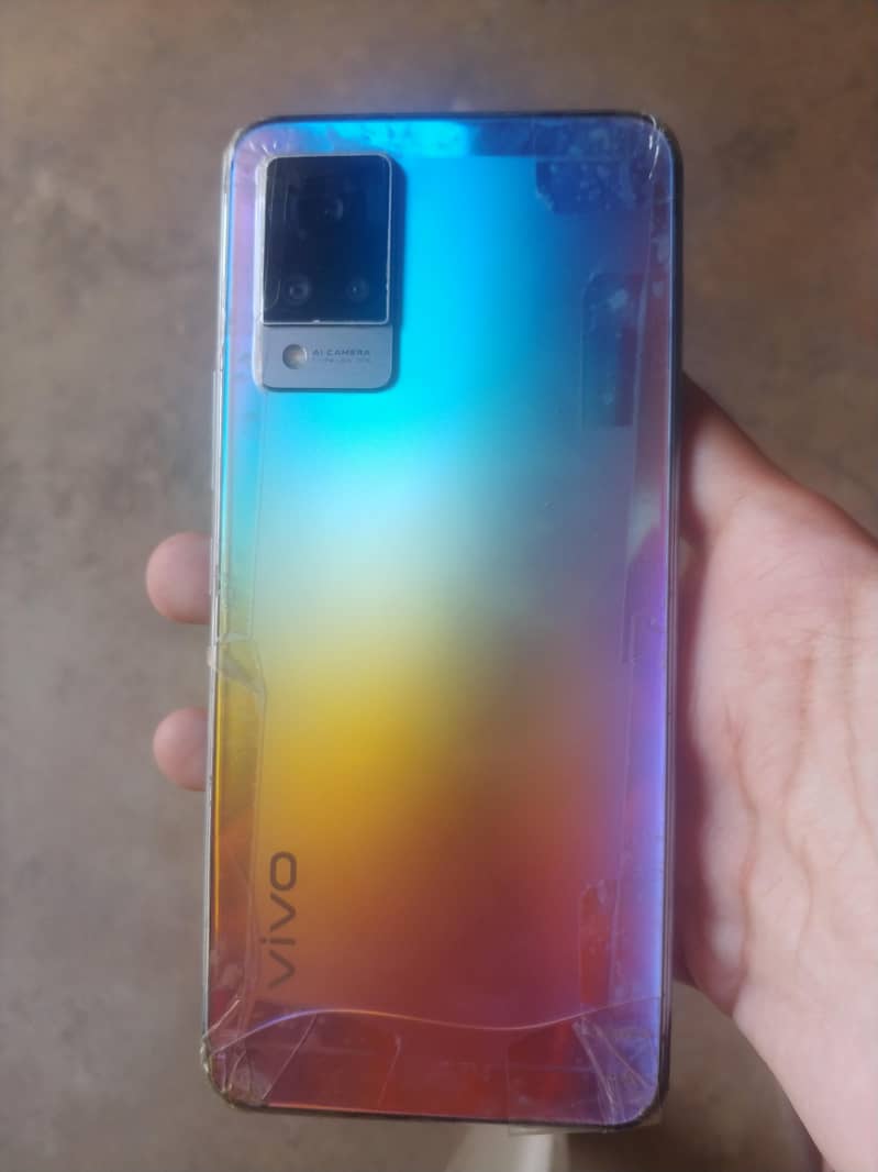 Vivo V21 1