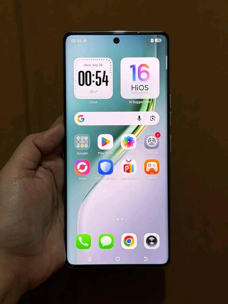 Tecno CAMON 40 Pro 4