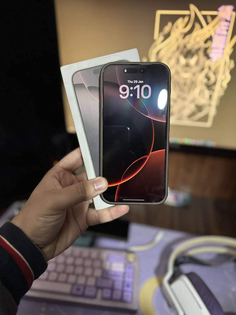Apple iPhone 16 Pro Max 3