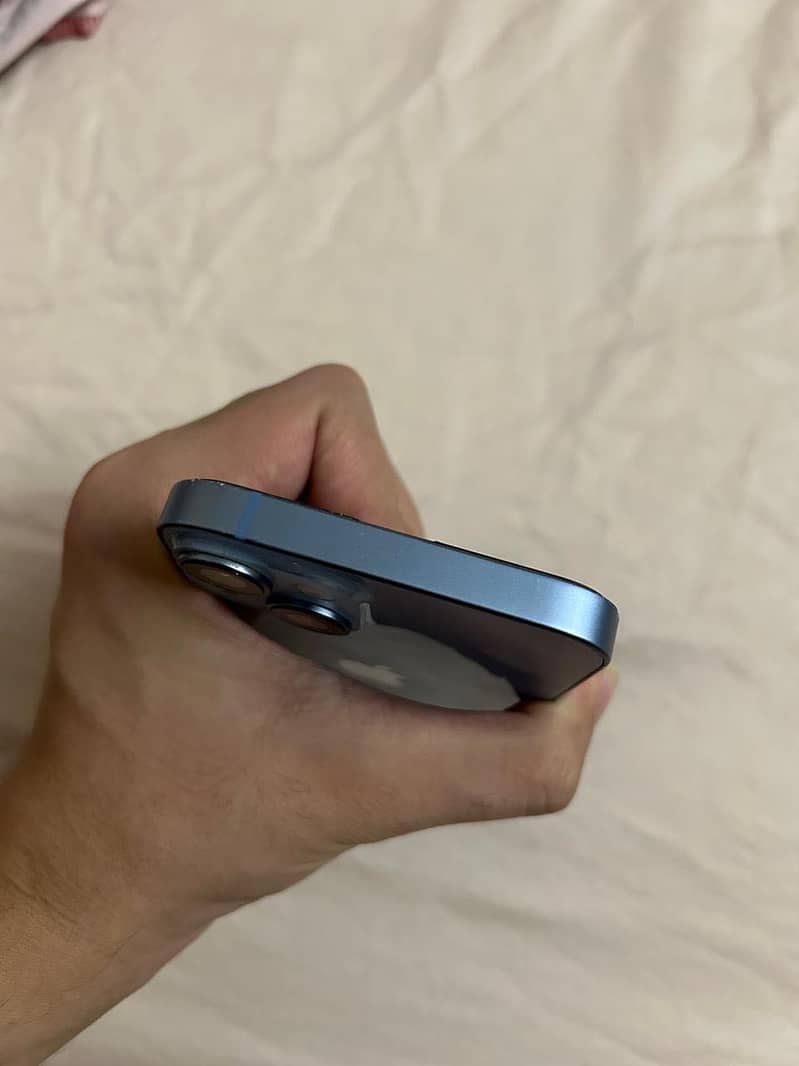 Apple iPhone 14 1