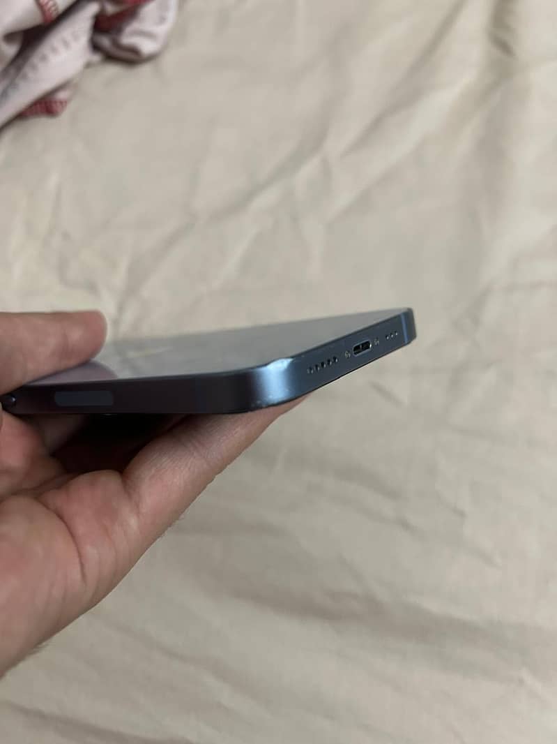 Apple iPhone 14 2