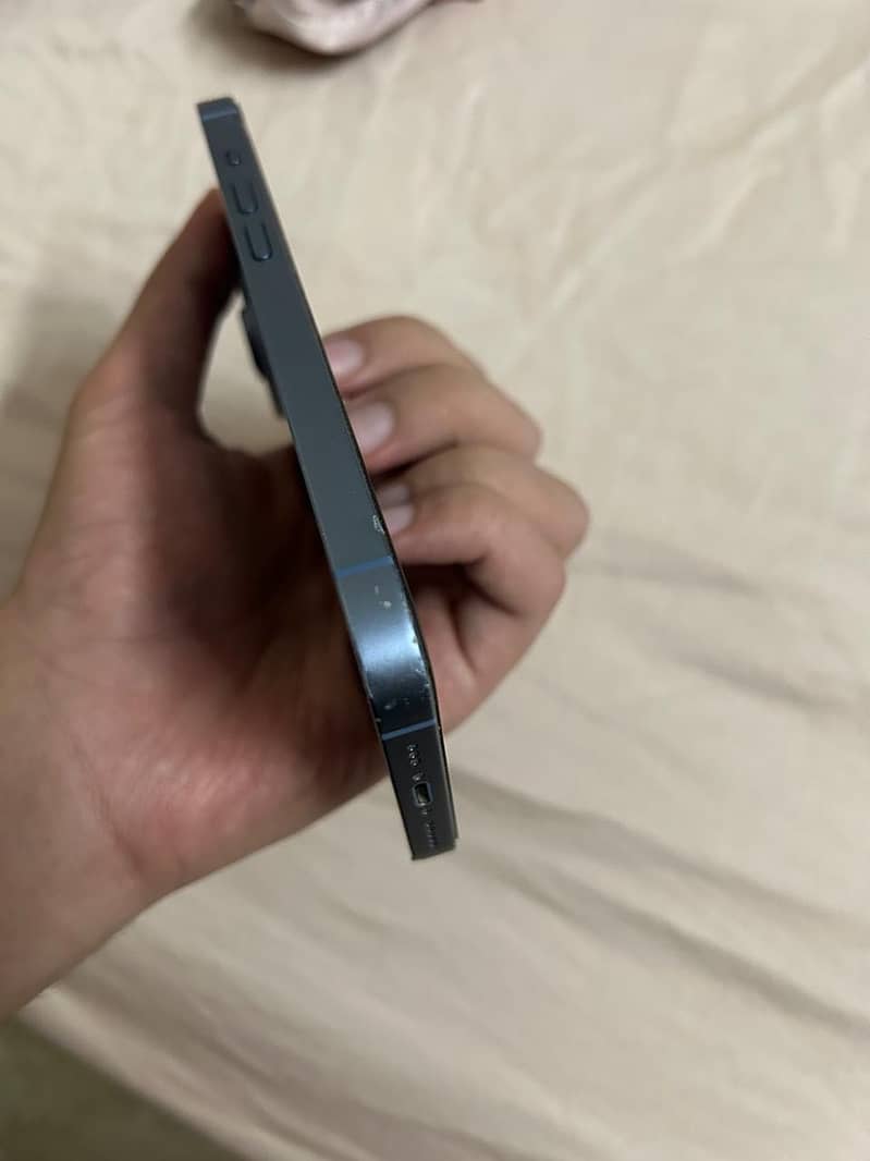 Apple iPhone 14 10