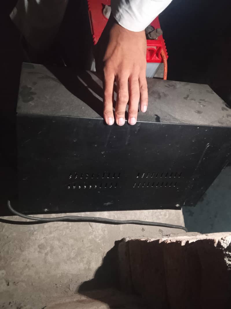 Ups and battery 2