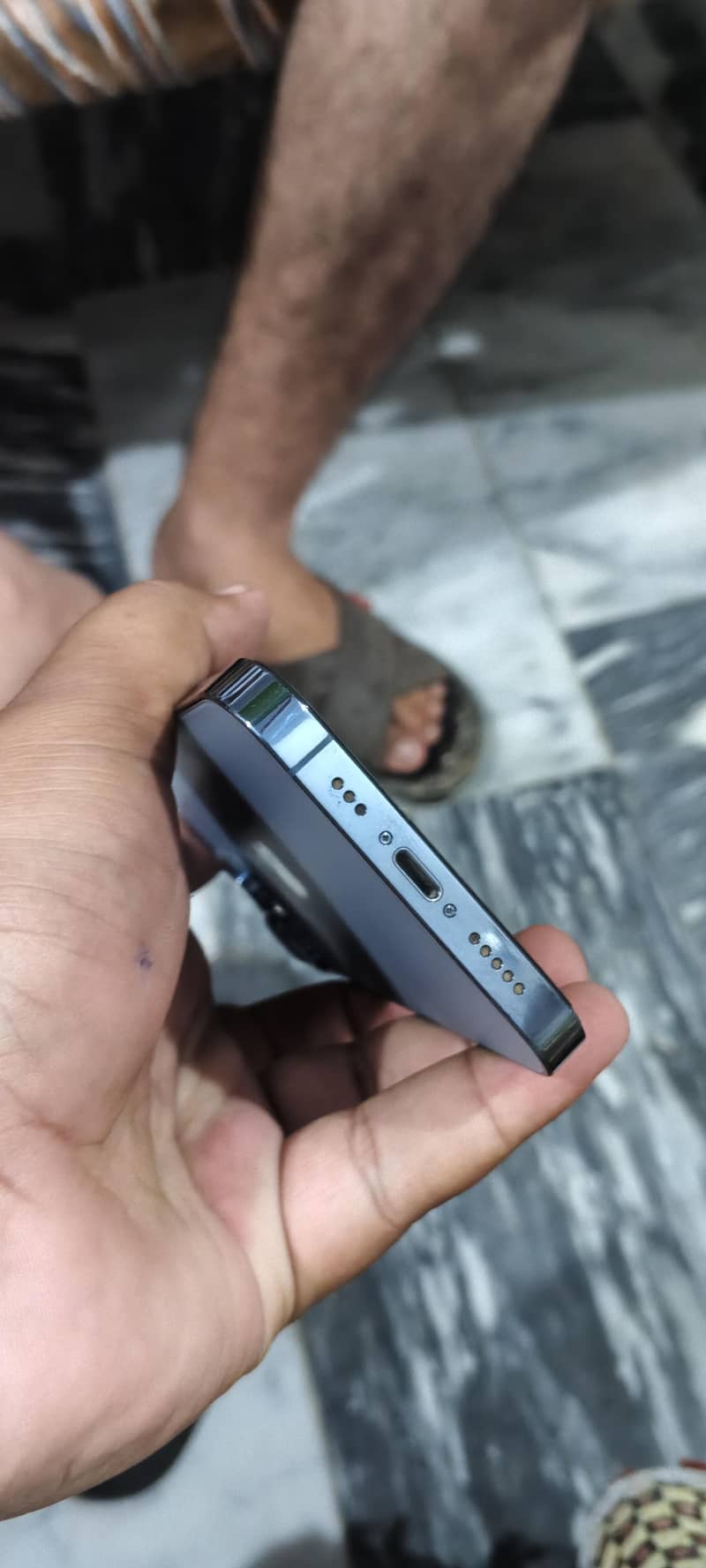 Apple iPhone 13 Pro 2