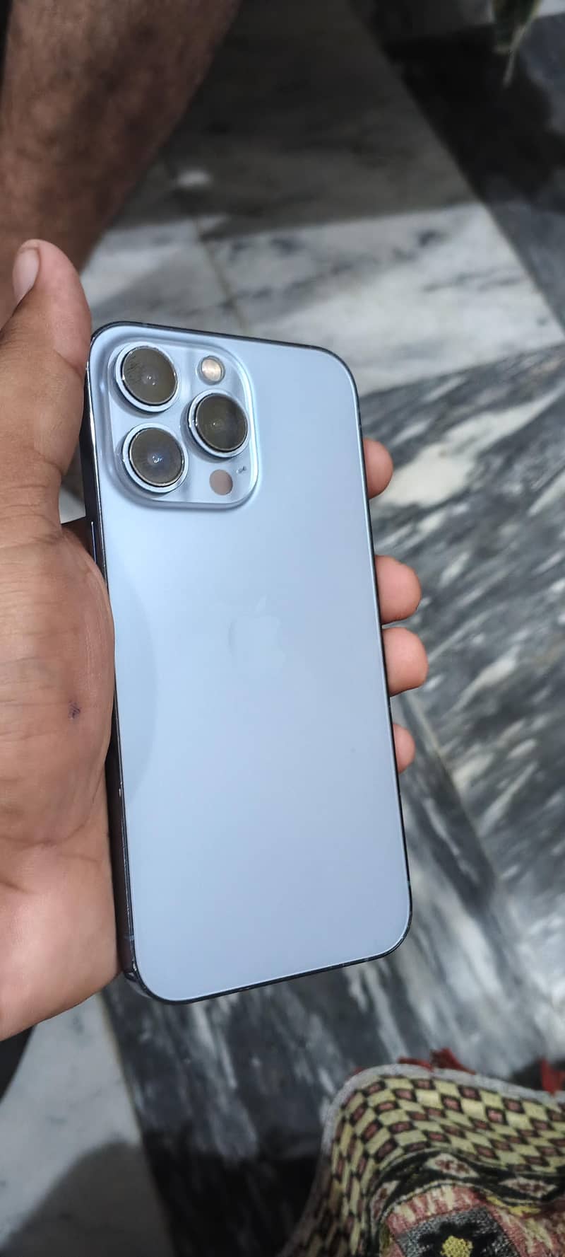 Apple iPhone 13 Pro 3