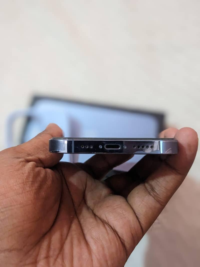 Apple iPhone 13 Pro 8