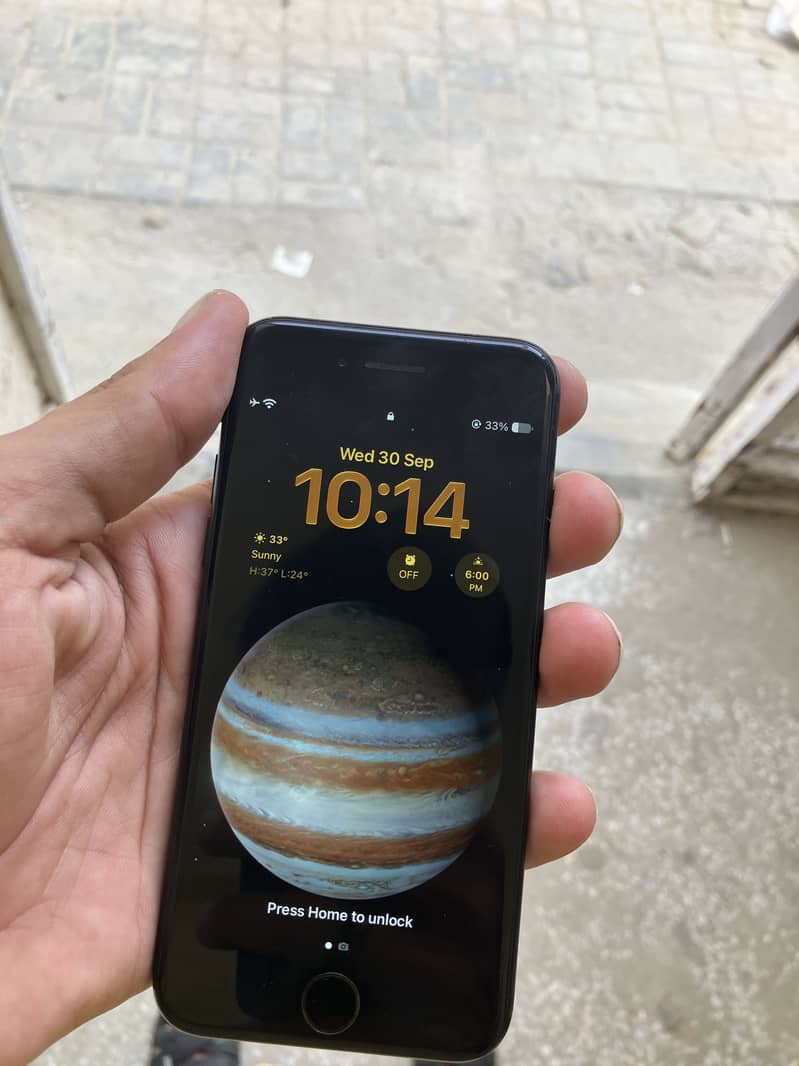 Apple iPhone SE 3