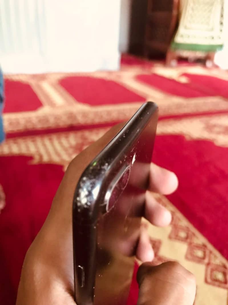 Apple iPhone 7 Plus 2