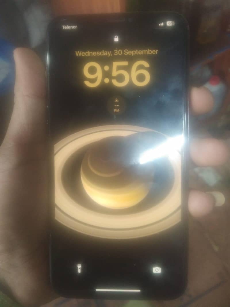 Apple iPhone XS Max 3