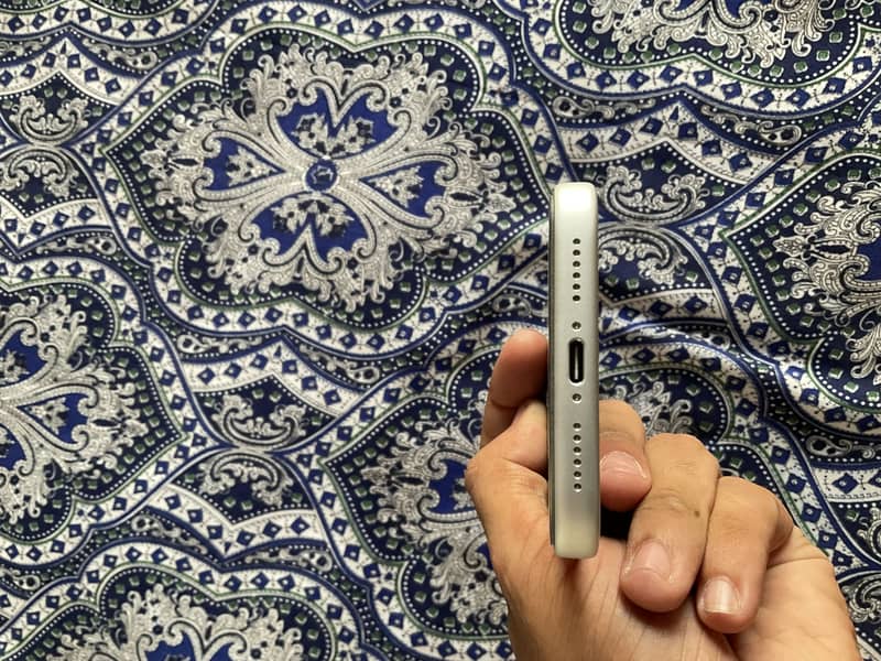 Apple iPhone 17 Pro Max 2