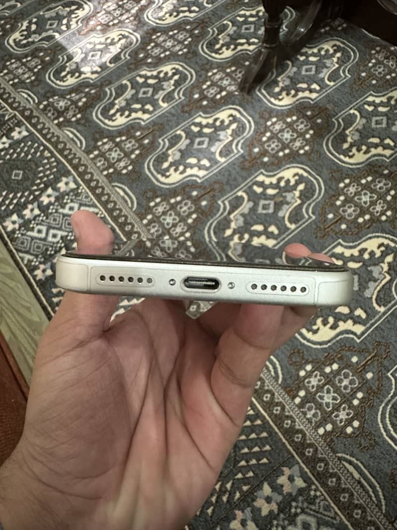 Apple iPhone 17 Pro Max 5