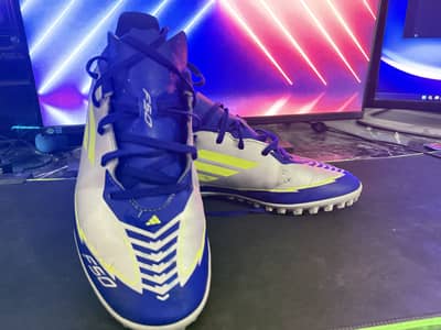 Adidas F50 gripper shoes
