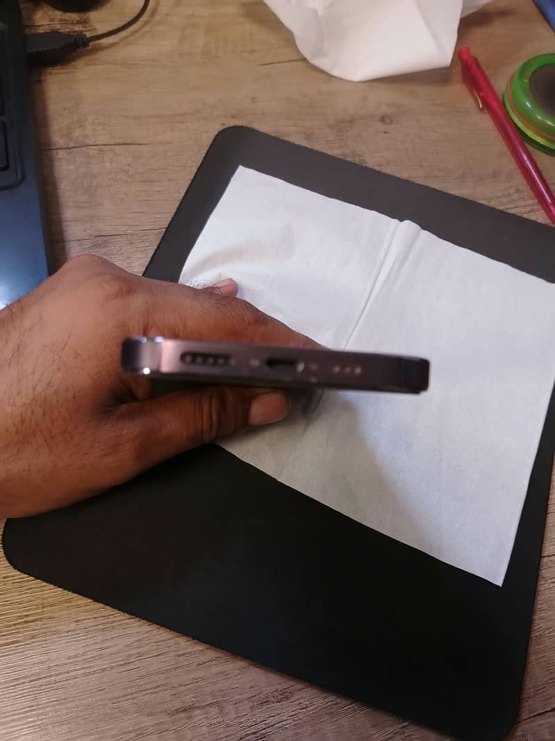 Apple iPhone 14 Pro 1