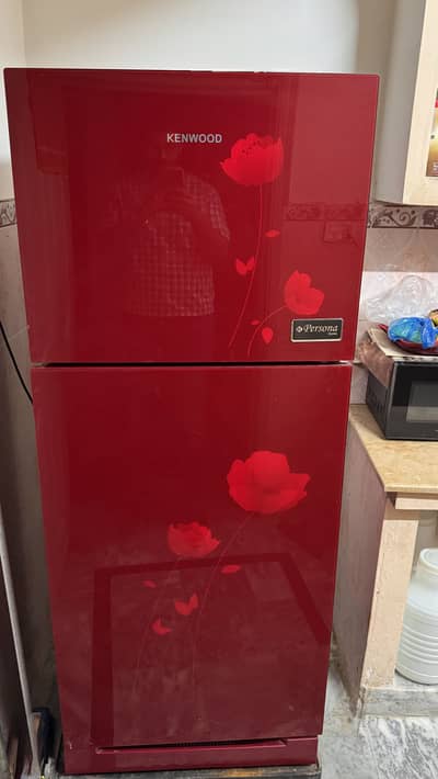 Kenwood Persona 320L Glass Door Refrigerator – Excellent Condition