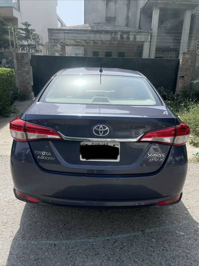 Toyota Yaris ATIV CVT 1.5 BtoB genuine