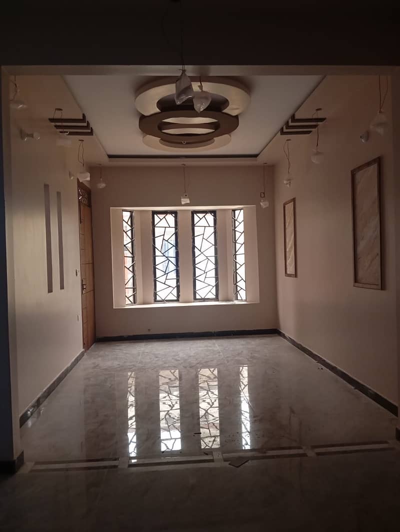 240 Ground Floor Corner 11