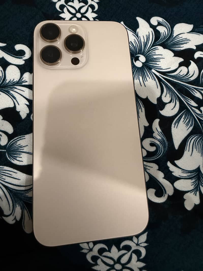 Apple iPhone 16 Pro Max 256GB 10by10 0