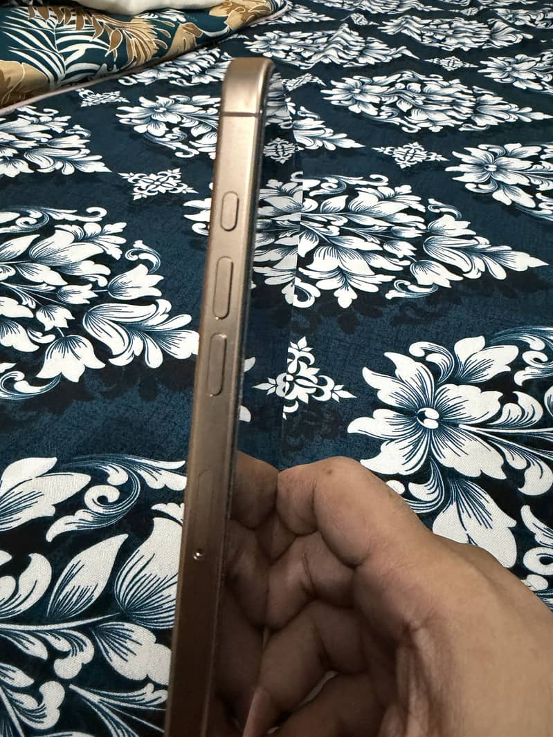 Apple iPhone 16 Pro Max 256GB 10by10 2