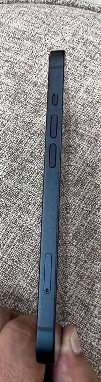 Apple iPhone 13 3