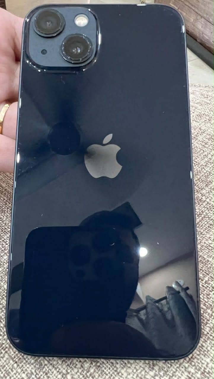 Apple iPhone 13 5