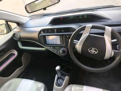 Toyota Aqua 2015