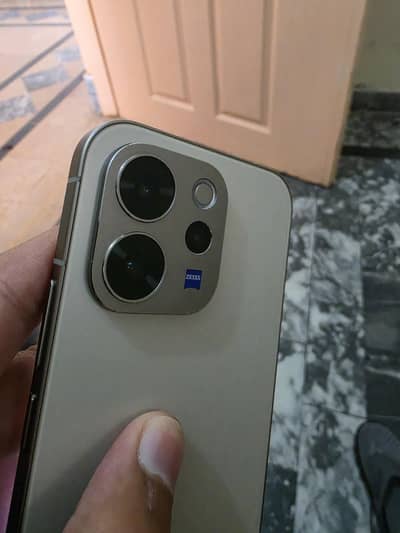Vivo V70 5G 12+12 256