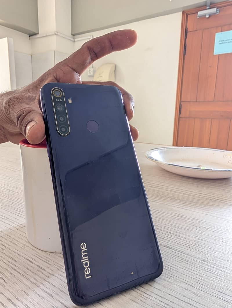 Realme 5i 0