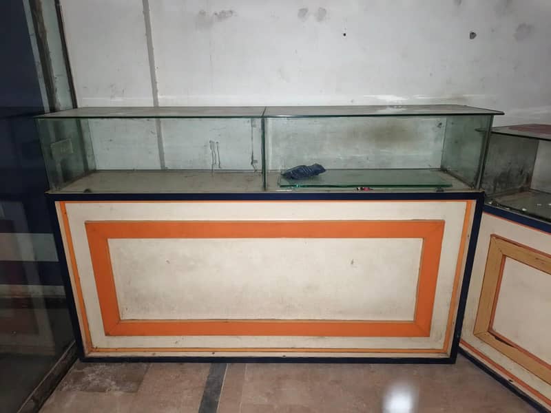shop counter codition 10/7.5 1