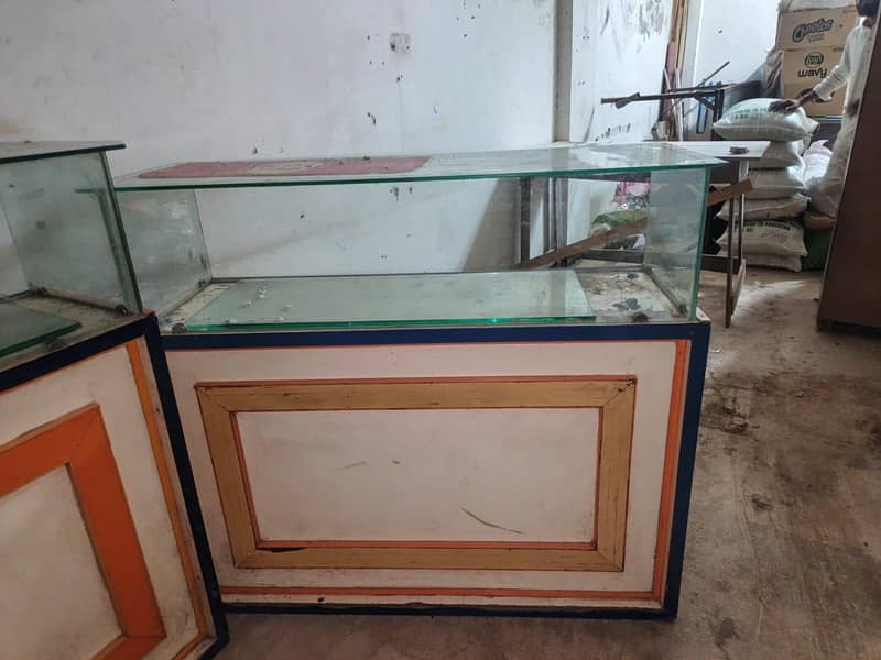 shop counter codition 10/7.5 4