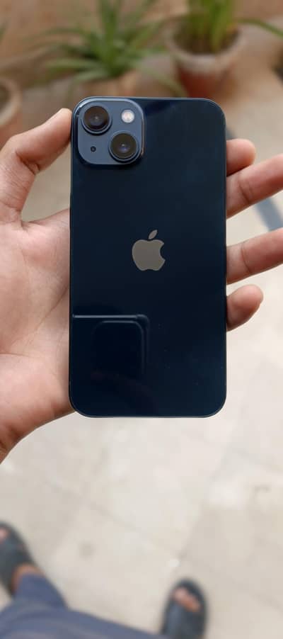 Apple iPhone 13