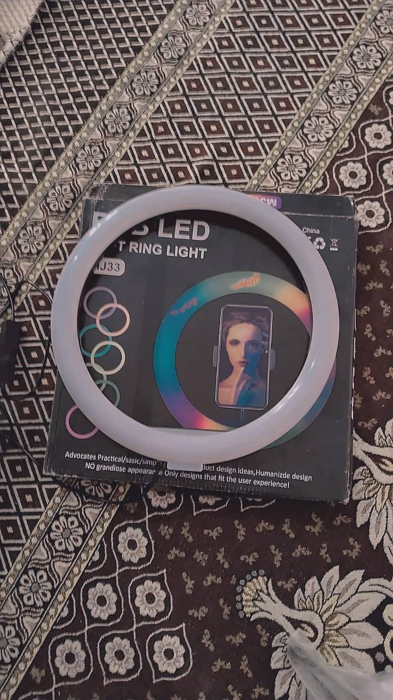 Large Multicolour ring light with stand 0