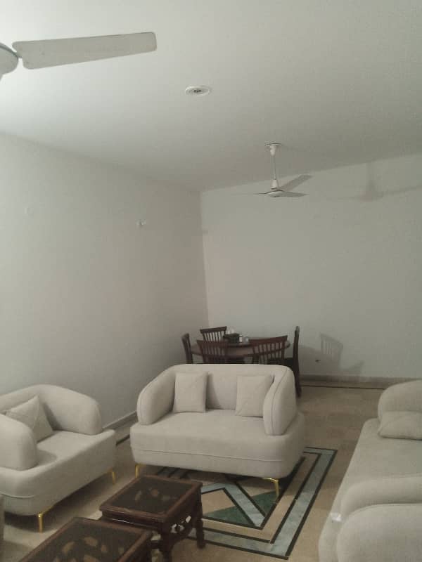 Upper Portion For Rent Gullraz 1