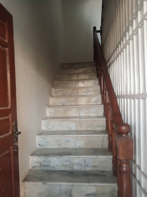 Upper Portion For Rent Gullraz 2