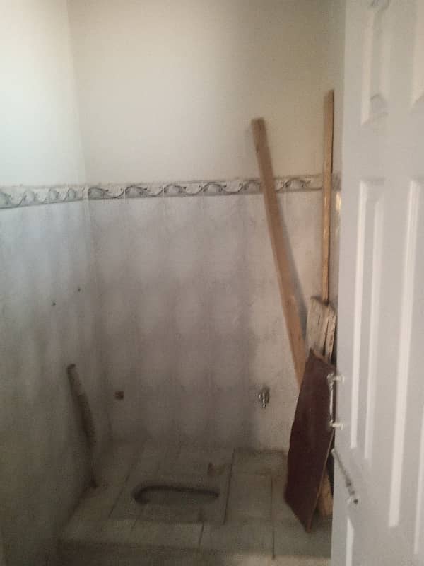 Upper Portion For Rent Gullraz 13