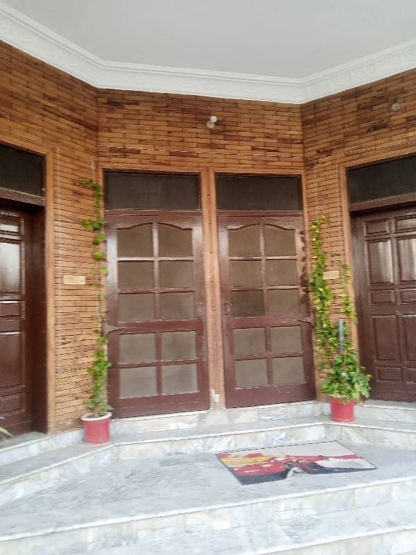 Upper Portion For Rent Gullraz 14