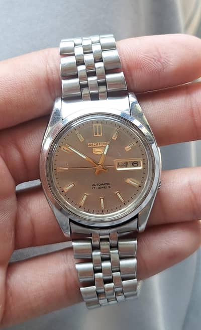 vintage Seiko 5 Automatic movement