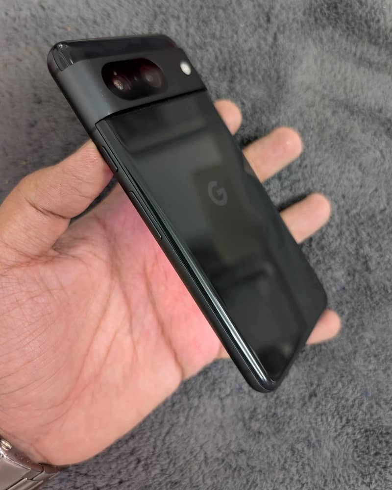 Google pixel 8 2